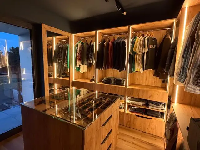 Einbauschrank / Ankleide nach Maß
