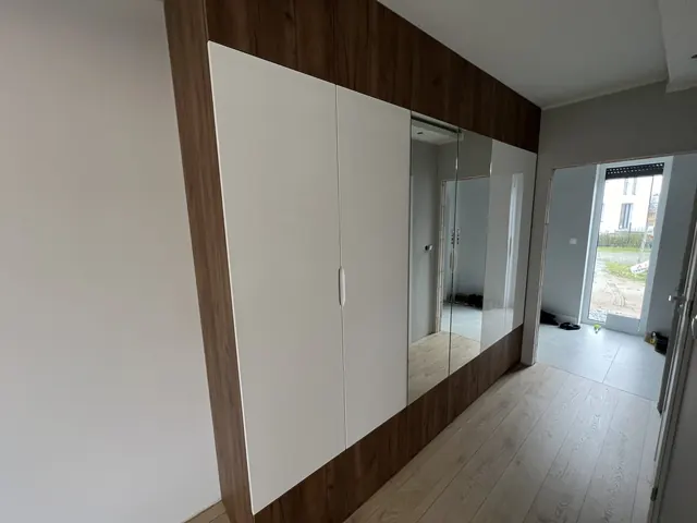 Einbauschrank / Ankleide nach Maß