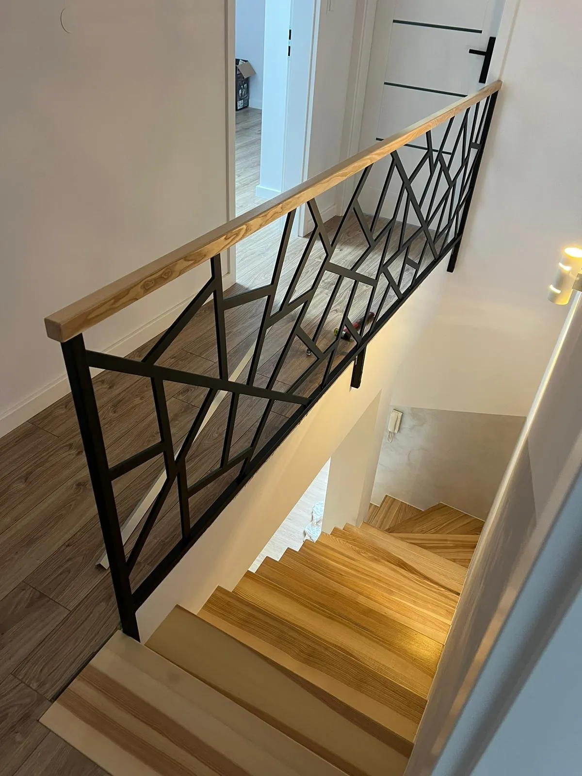 Balustrade with oak handrail